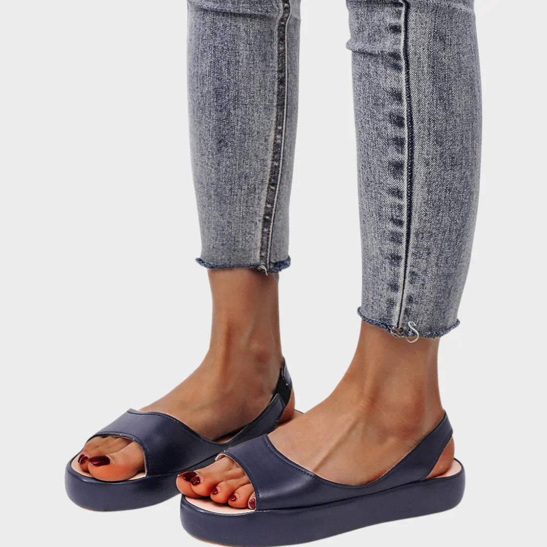 Azulina - Sandalias casuales con estilo