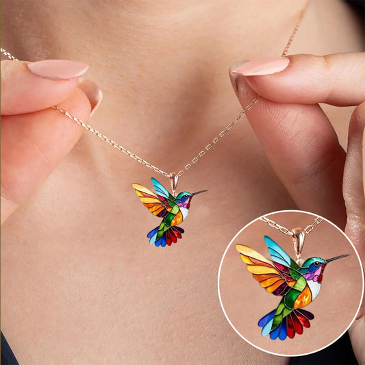 Alessia - Collar con Dije de Colibrí