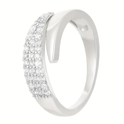 Annalise - Elegante anillo con banda dividida